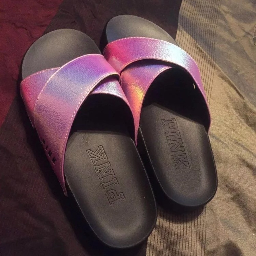 Victoria’s Secret PINK sandals